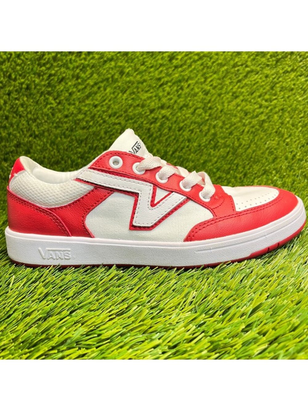 Vans Lowland ComfyCush Womens Size 7 Red White Athletic Skateboard Shoes Sneaker